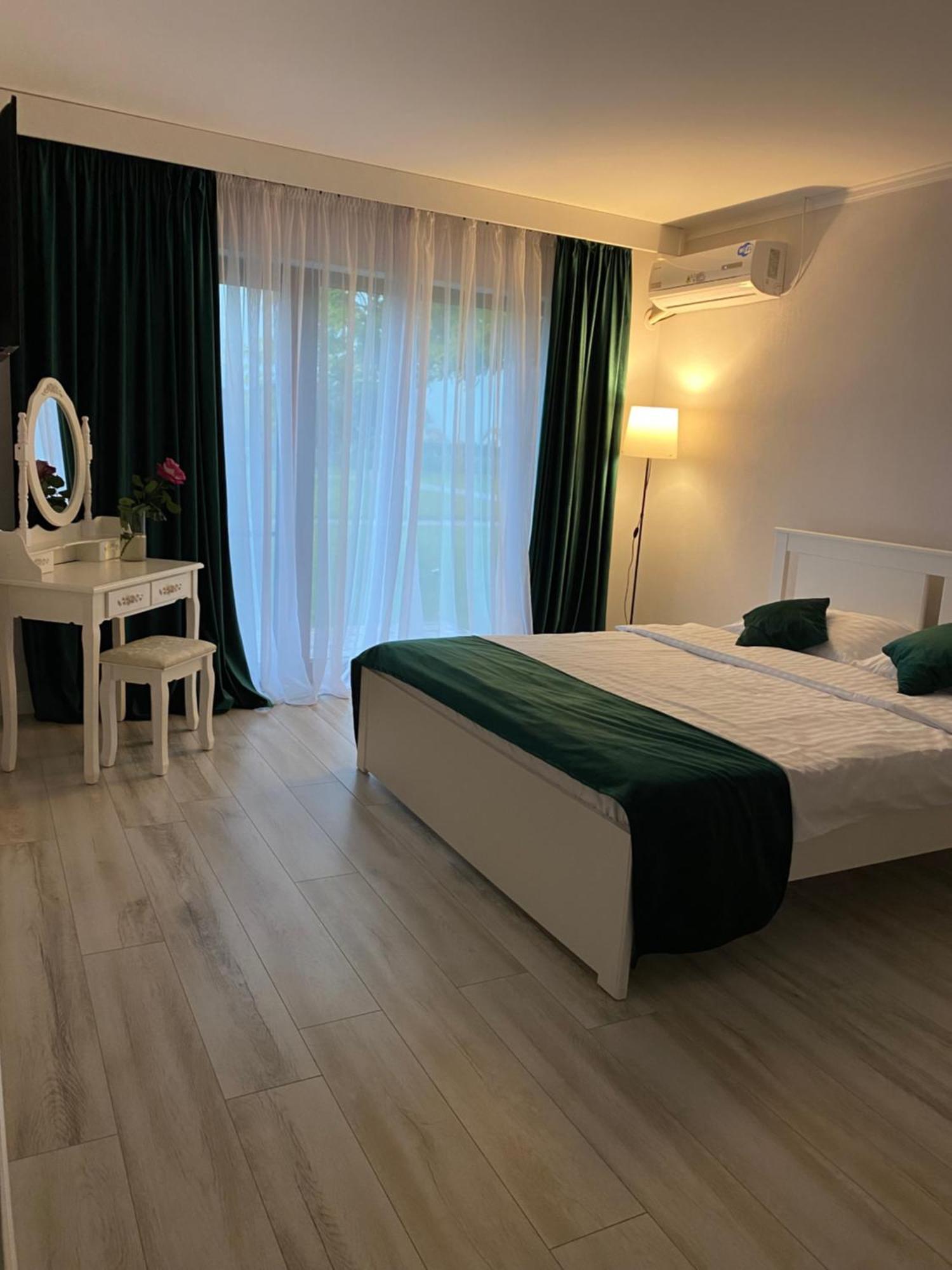 Hotel Complex Daniel'S Orăştie Exteriér fotografie